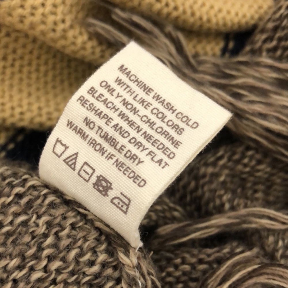 Chelsea & Violet Gray and Cream Knit Cardigan - Picture 9 of 9